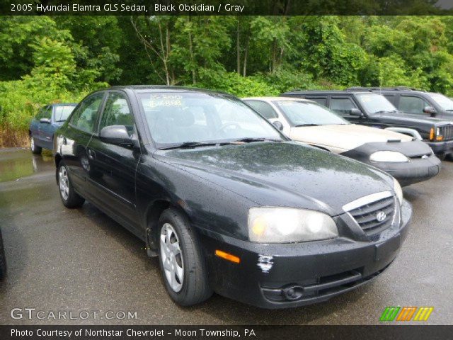 2005 Hyundai Elantra GLS Sedan in Black Obsidian