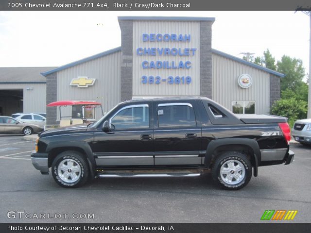 2005 Chevrolet Avalanche Z71 4x4 in Black