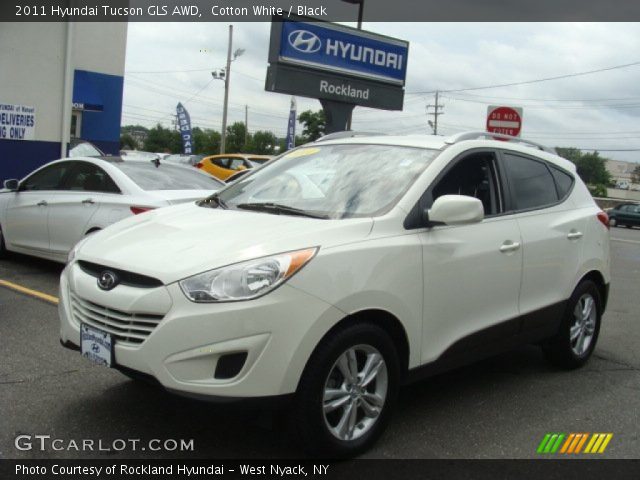 2011 Hyundai Tucson GLS AWD in Cotton White
