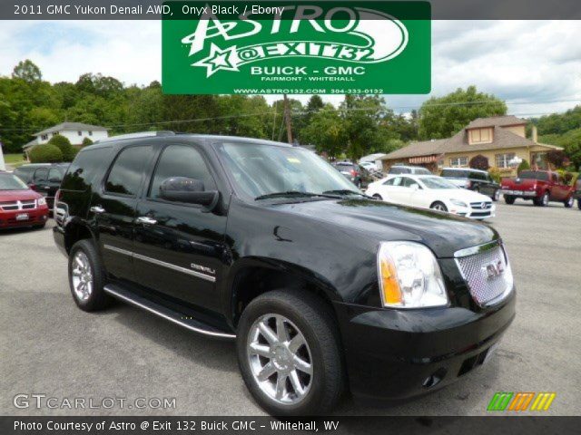 2011 GMC Yukon Denali AWD in Onyx Black