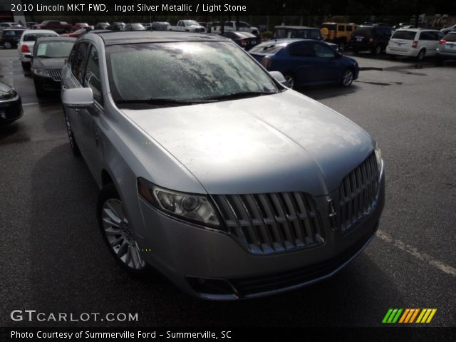 2010 Lincoln MKT FWD in Ingot Silver Metallic