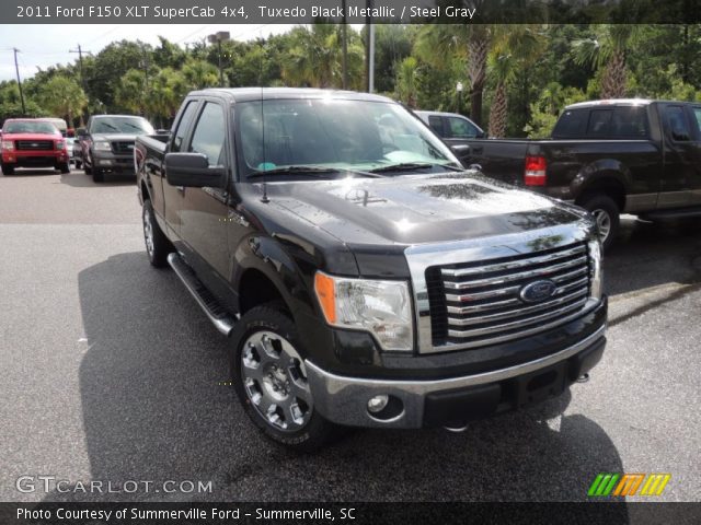 2011 Ford F150 XLT SuperCab 4x4 in Tuxedo Black Metallic