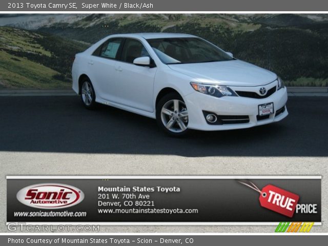 2013 Toyota Camry SE in Super White
