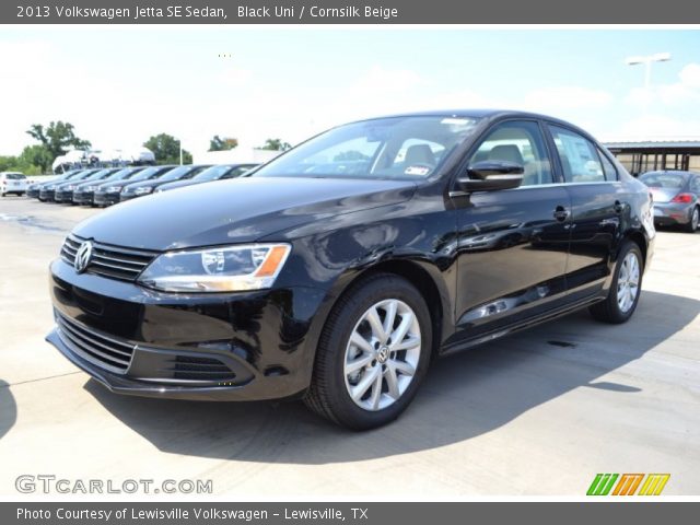 2013 Volkswagen Jetta SE Sedan in Black Uni