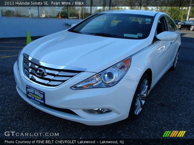 2011 Hyundai Sonata SE in Pearl White