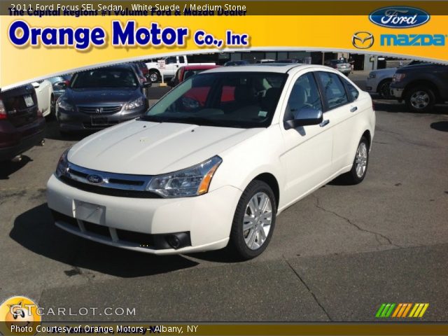 2011 Ford Focus SEL Sedan in White Suede