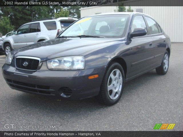2002 Hyundai Elantra GLS Sedan in Midnight Gray