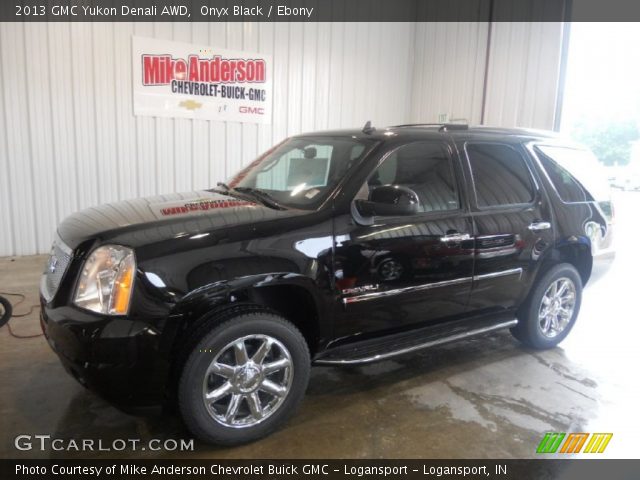 2013 GMC Yukon Denali AWD in Onyx Black