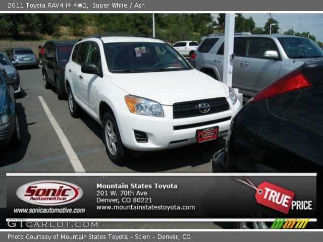 2011 Toyota RAV4 I4 4WD in Super White