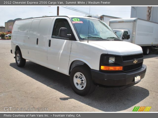 2012 Chevrolet Express 2500 Cargo Van in Summit White