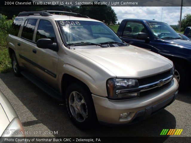 2004 Chevrolet TrailBlazer EXT LS 4x4 in Sandstone Metallic