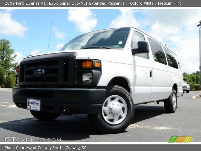 2009 Ford E Series Van E350 Super Duty XLT Extended Passenger in Oxford White