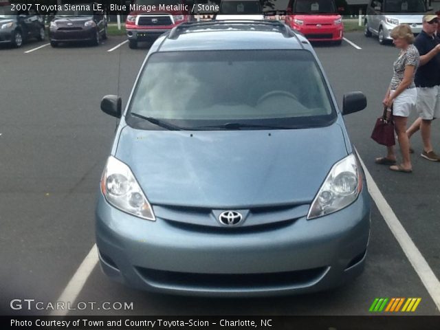 2007 Toyota Sienna LE in Blue Mirage Metallic
