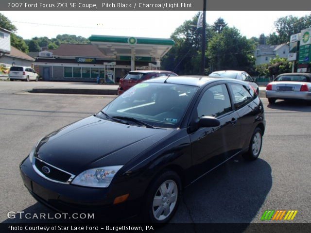 2007 Ford Focus ZX3 SE Coupe in Pitch Black