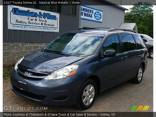 2007 Toyota Sienna LE in Nautical Blue Metallic