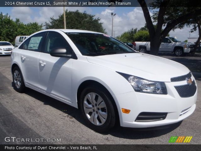 2014 Chevrolet Cruze LS in Summit White