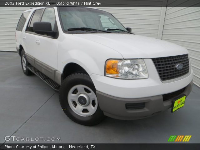 2003 Ford Expedition XLT in Oxford White