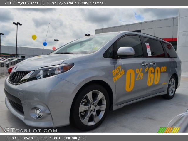 2013 Toyota Sienna SE in Silver Sky Metallic