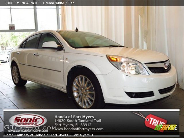 2008 Saturn Aura XR in Cream White