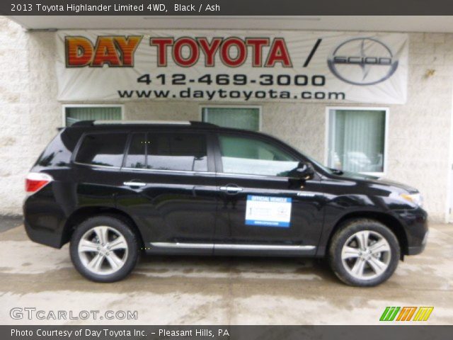 2013 Toyota Highlander Limited 4WD in Black