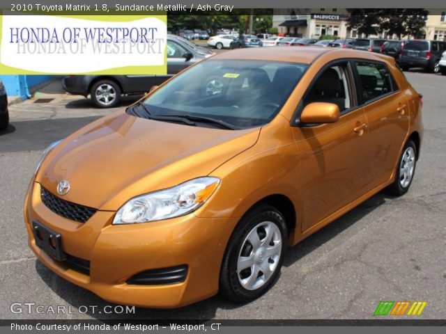2010 Toyota Matrix 1.8 in Sundance Metallic