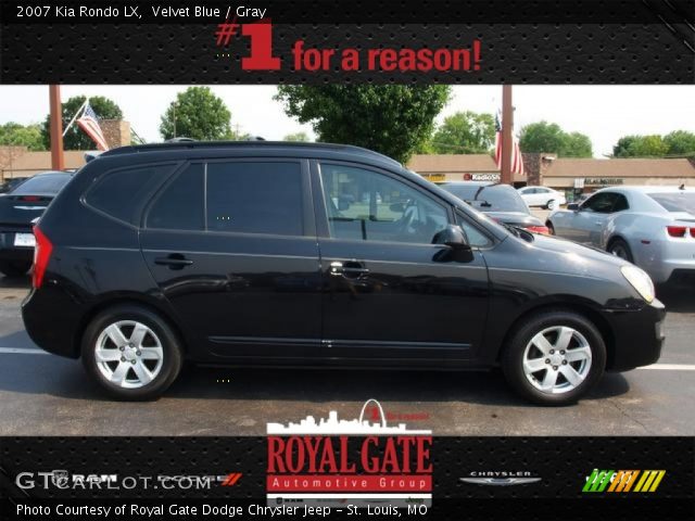 2007 Kia Rondo LX in Velvet Blue