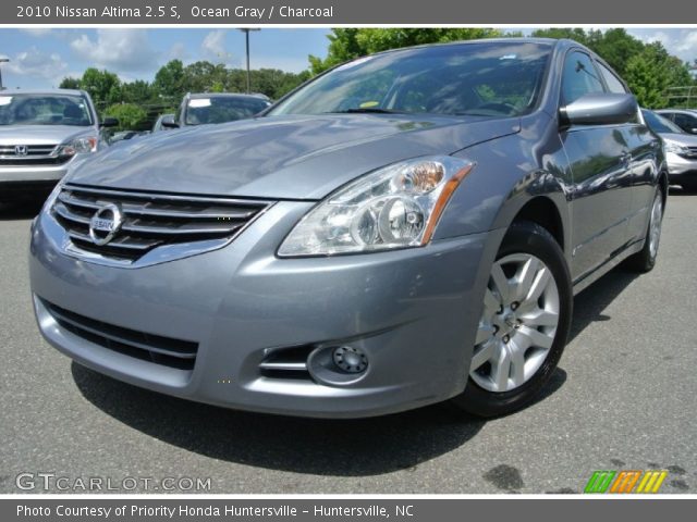 2010 Nissan Altima 2.5 S in Ocean Gray
