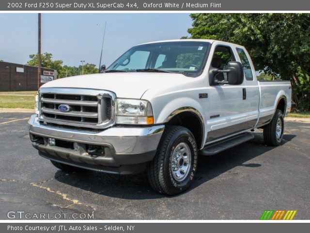 2002 Ford F250 Super Duty XL SuperCab 4x4 in Oxford White