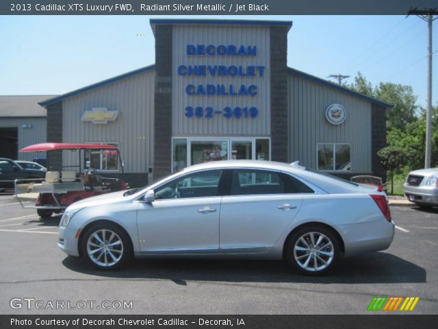 2013 Cadillac XTS Luxury FWD in Radiant Silver Metallic