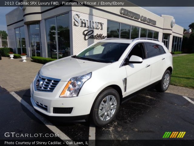 2013 Cadillac SRX Luxury FWD in Platinum Ice Tricoat