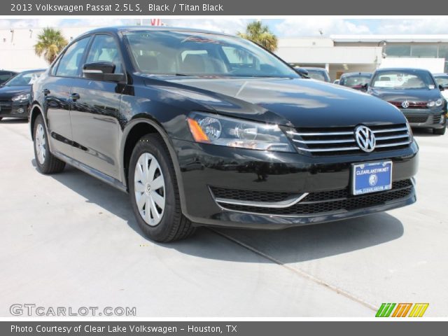 2013 Volkswagen Passat 2.5L S in Black