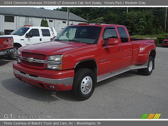 2004 Chevrolet Silverado 3500HD LT Extended Cab 4x4 Dually in Victory Red