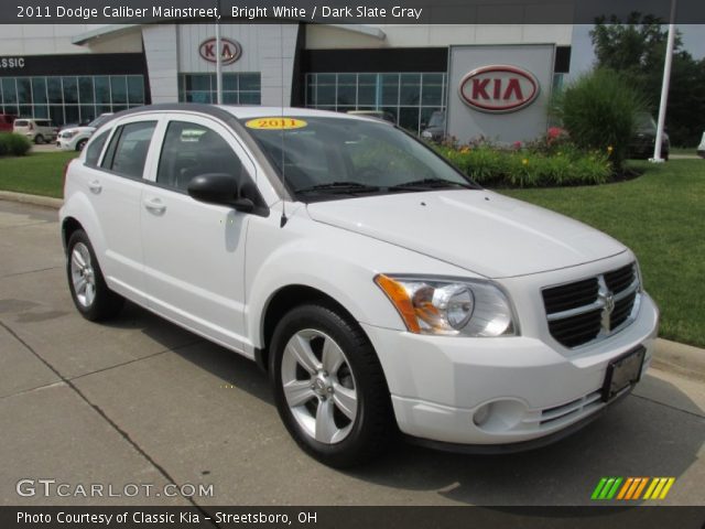 2011 Dodge Caliber Mainstreet in Bright White