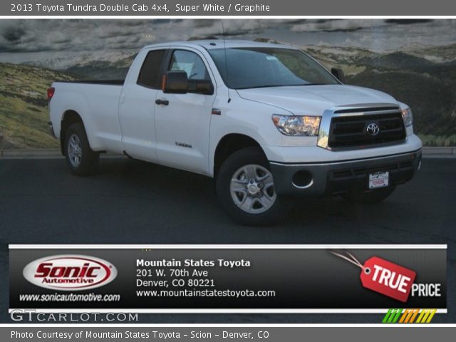 2013 Toyota Tundra Double Cab 4x4 in Super White