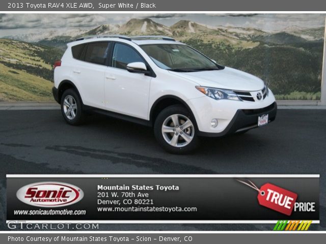 2013 Toyota RAV4 XLE AWD in Super White