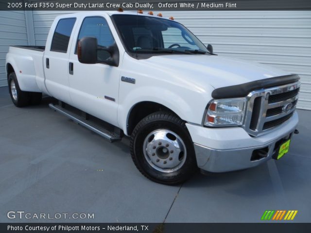 2005 Ford F350 Super Duty Lariat Crew Cab Dually in Oxford White
