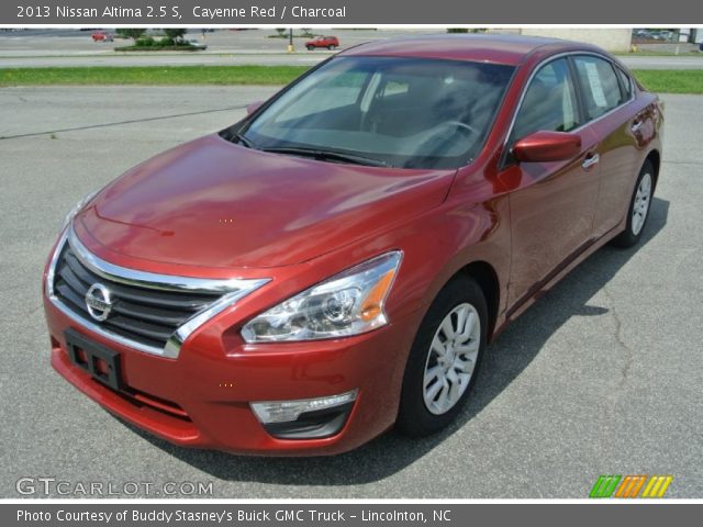 2013 Nissan Altima 2.5 S in Cayenne Red