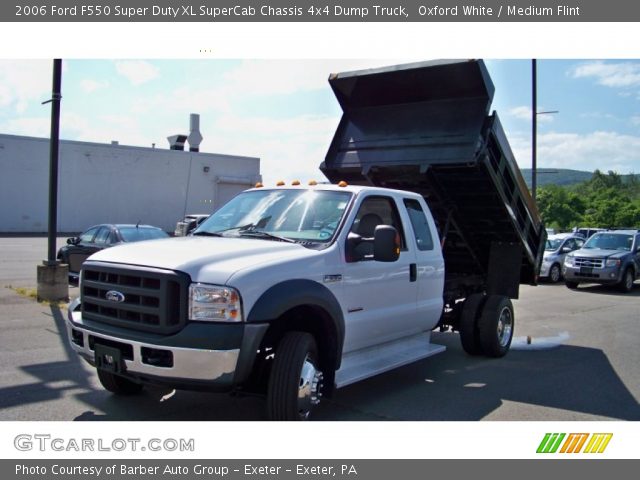 2006 Ford F550 Super Duty XL SuperCab Chassis 4x4 Dump Truck in Oxford White