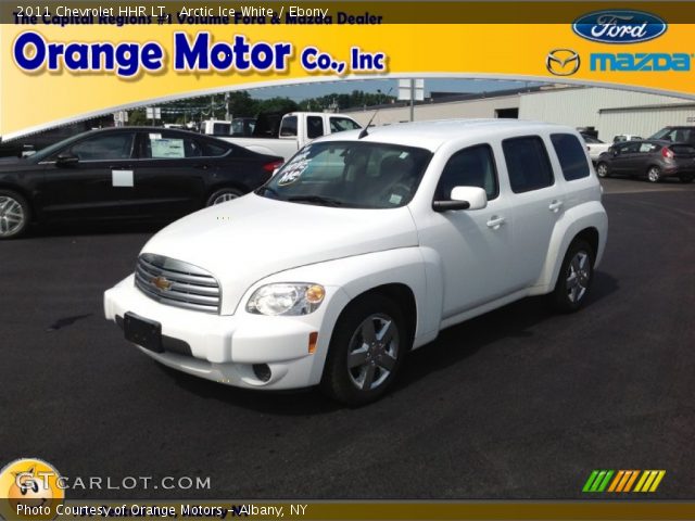 2011 Chevrolet HHR LT in Arctic Ice White