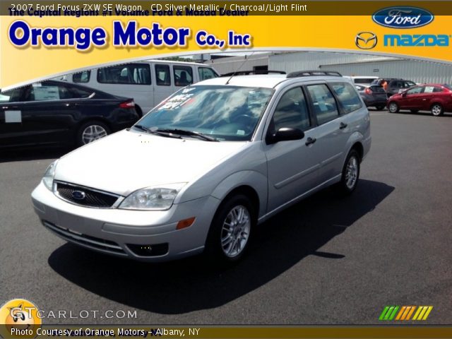 2007 Ford Focus ZXW SE Wagon in CD Silver Metallic