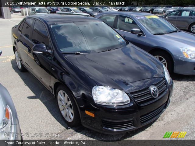 2010 Volkswagen Jetta Wolfsburg Edition Sedan in Black