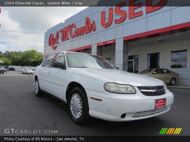 2004 Chevrolet Classic  in Summit White