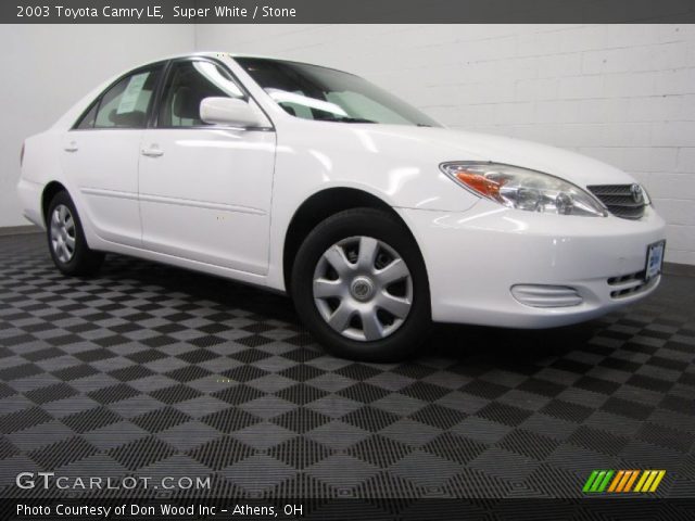 2003 Toyota Camry LE in Super White