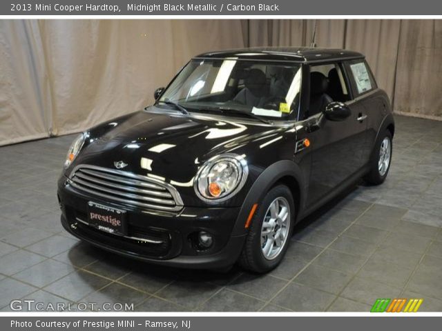 2013 Mini Cooper Hardtop in Midnight Black Metallic