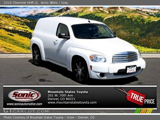 2010 Chevrolet HHR LS in Arctic White