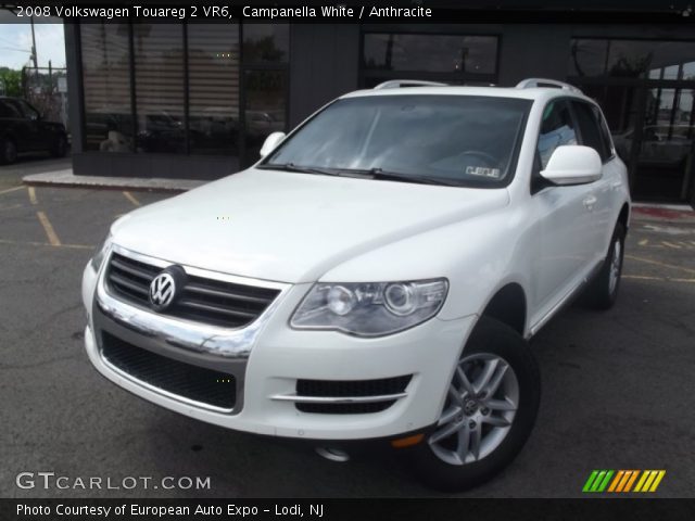 2008 Volkswagen Touareg 2 VR6 in Campanella White