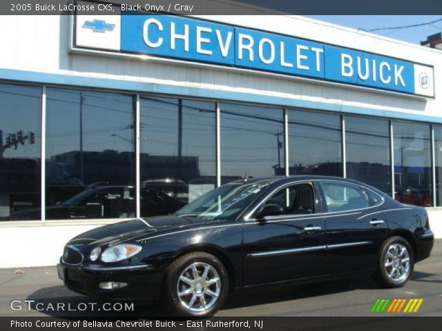 2005 Buick LaCrosse CXS in Black Onyx
