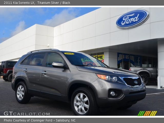 2011 Kia Sorento LX in Titanium Silver