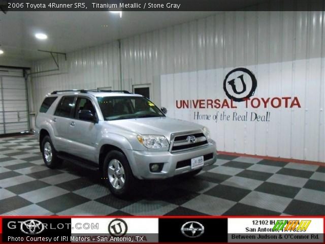 2006 Toyota 4Runner SR5 in Titanium Metallic