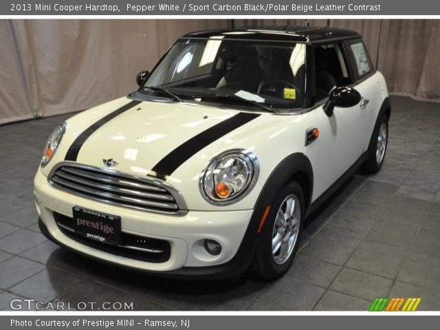 2013 Mini Cooper Hardtop in Pepper White